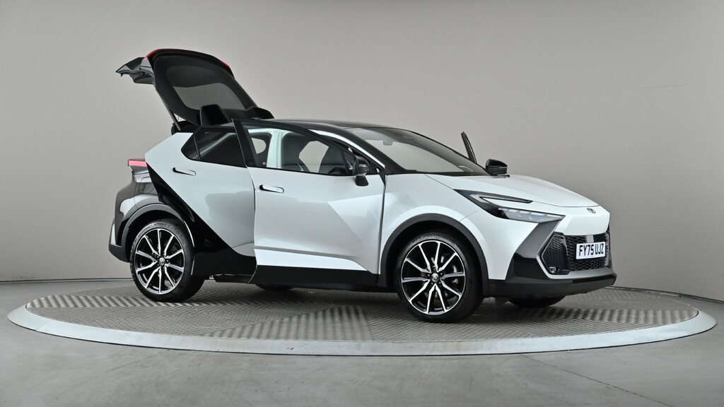 Toyota C-Hr Design White #7