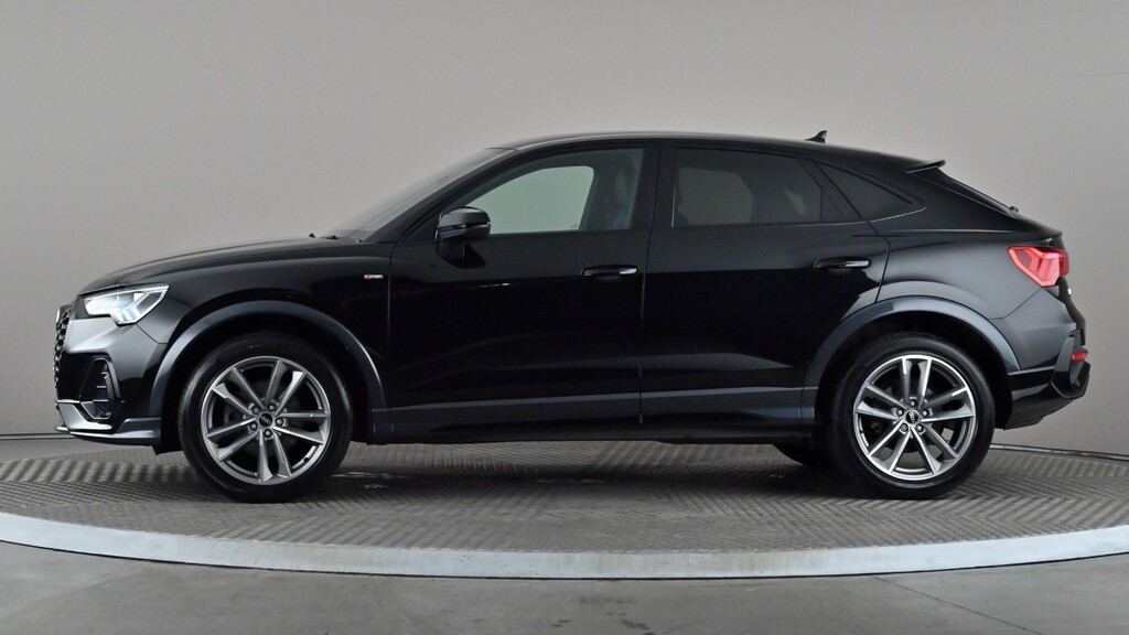 Audi Q3 35 Tfsi Black Edition S Tronic Black #3