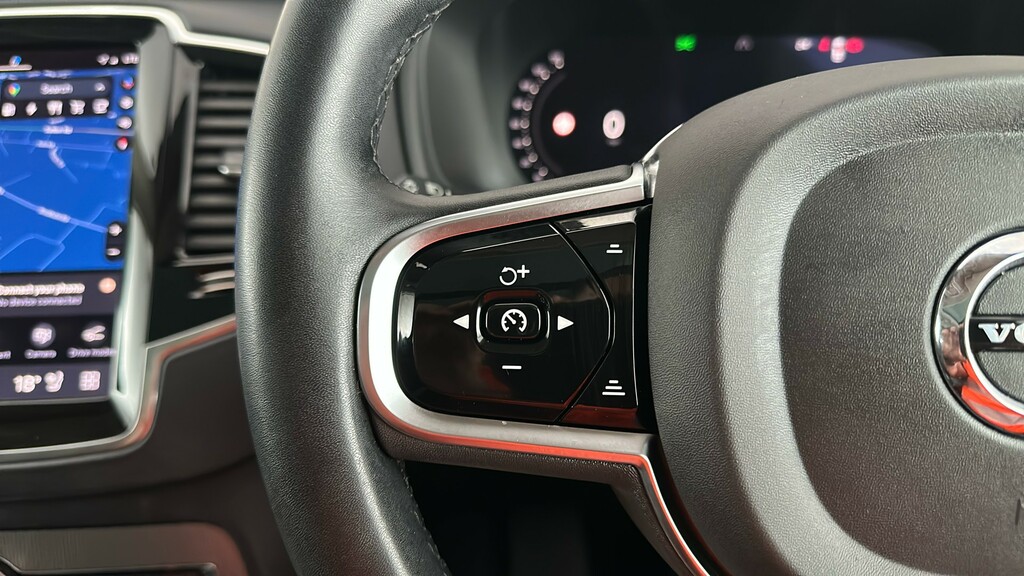 Volvo XC90 Recharge T8 Ultimate Awd Black #31