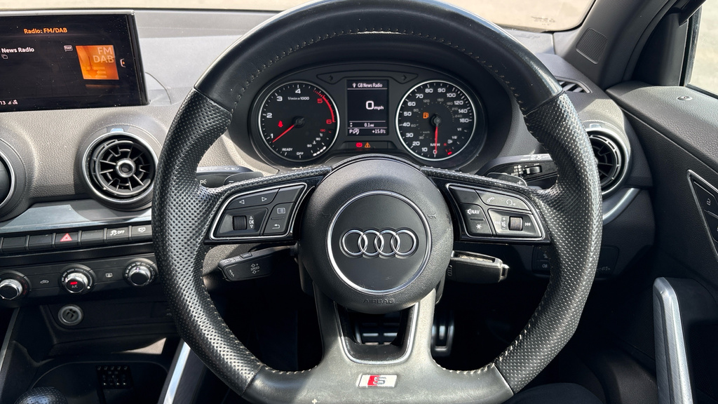 Audi Q2 Sport 1.0 Tfsi 116 Ps 6-Speed Black #9