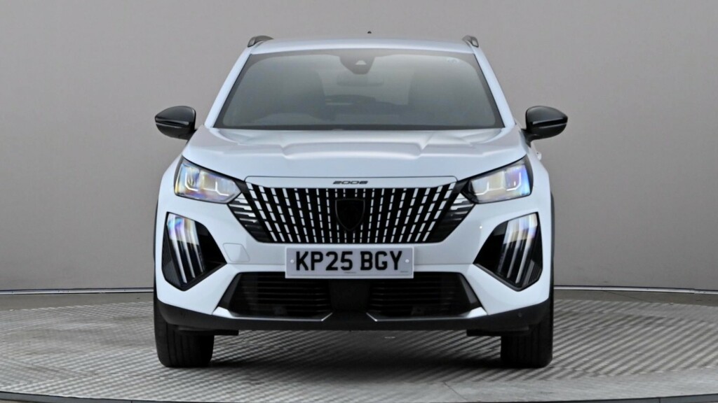 Peugeot 2008 1.2 Puretech 130 Allure White #2