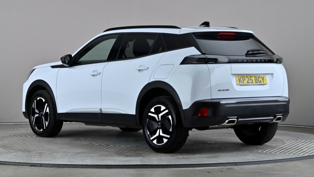 Peugeot 2008 1.2 Puretech 130 Allure White #4