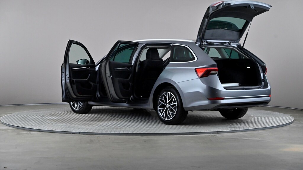 Skoda Octavia 2022 1.0 Tsi Se Blue #10