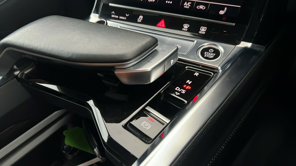 Audi E-tron Q4 Sportback Edition 1 50 E-tron Quattro 220,00 Kw Blue #24