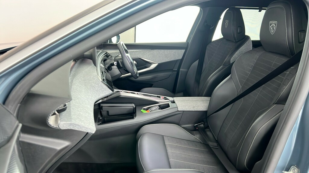 Peugeot 5008 Gt Black #16