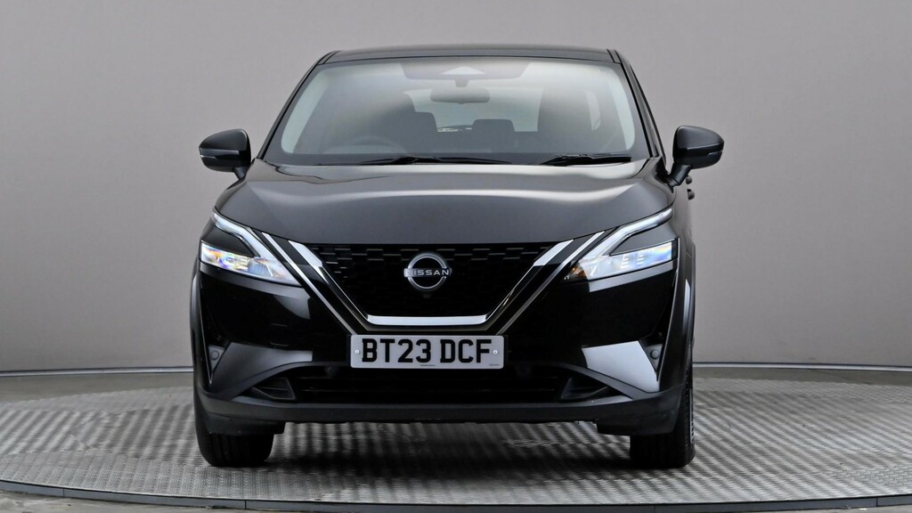 Nissan Qashqai 1.3 Dig-t Mh Acenta Premium BT23DCF Black #2