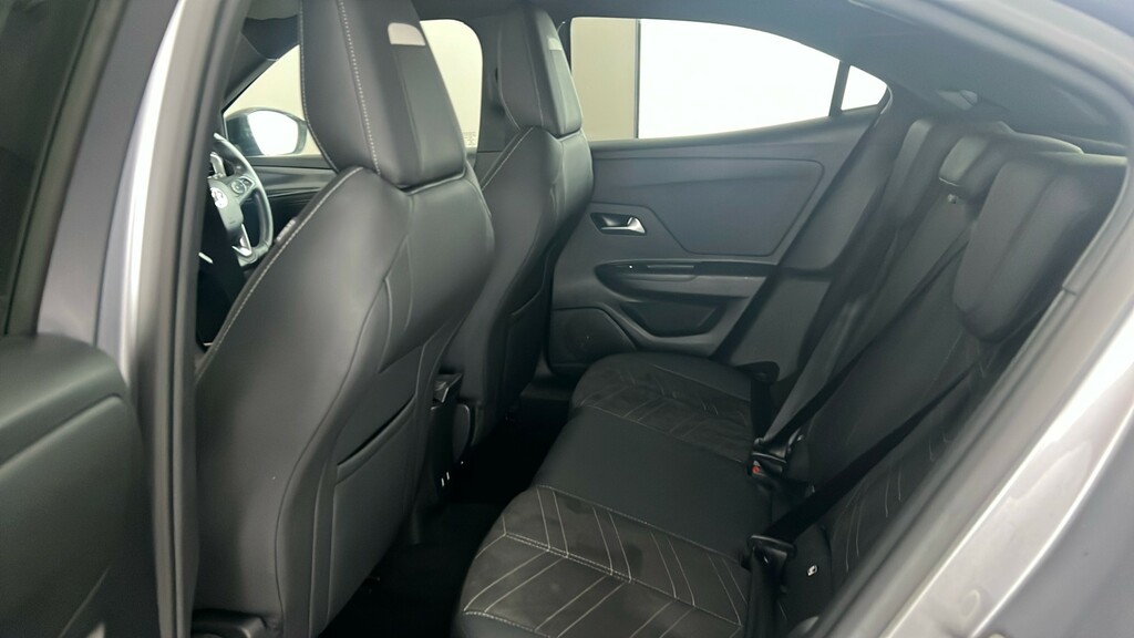 Vauxhall Mokka-e 50Kwh Ultimate Suv 136 Ps Black #18