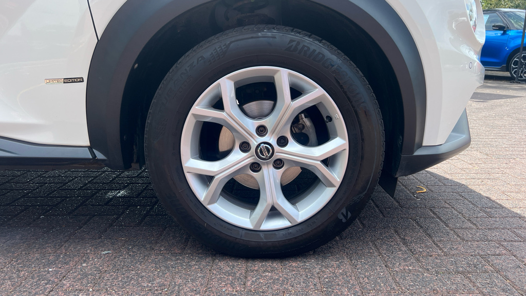 Nissan Juke 1.0 Dig-t 114 N-connecta Dct Silver #9