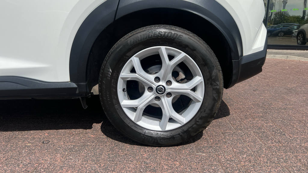 Nissan Juke 1.0 Dig-t 114 N-connecta Dct Silver #11