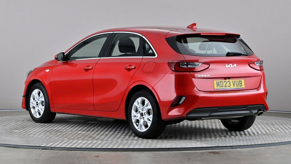 Kia Ceed 1.5T Gdi Isg 2 Red #4
