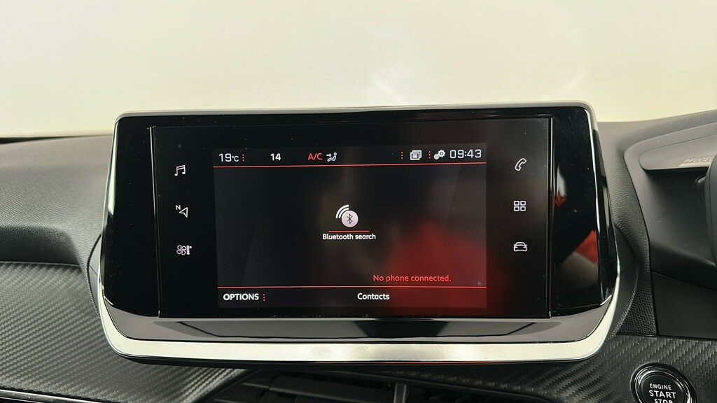 Peugeot 2008 1.2 Puretech 130 Gt White #25