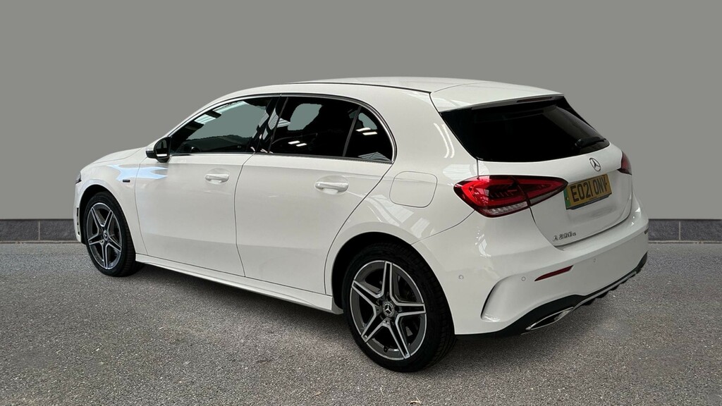 Mercedes-Benz A Class A250e Amg Line Executive White #4