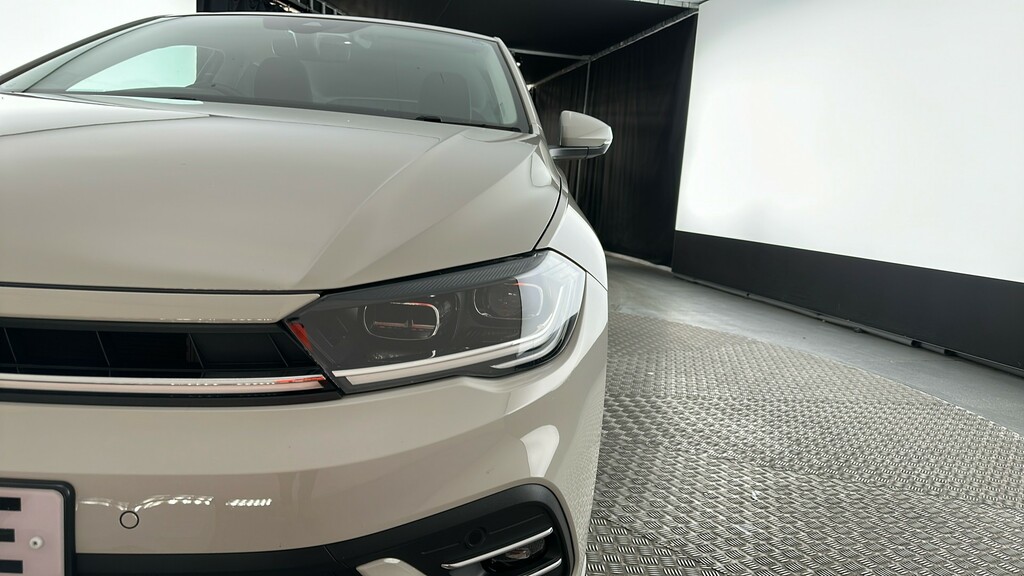 Volkswagen Polo R-line White #20