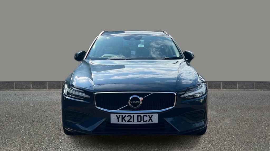 Volvo V60 2.0 B3p Momentum Blue #2
