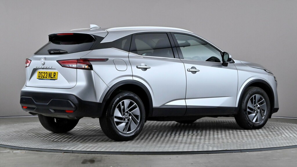 Nissan Qashqai 1.3 Dig-t Mh 158 Acenta Premium Xtronic Silver #6