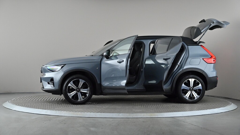 Volvo XC40 1.5 T4 Recharge Phev Plus Dark #9