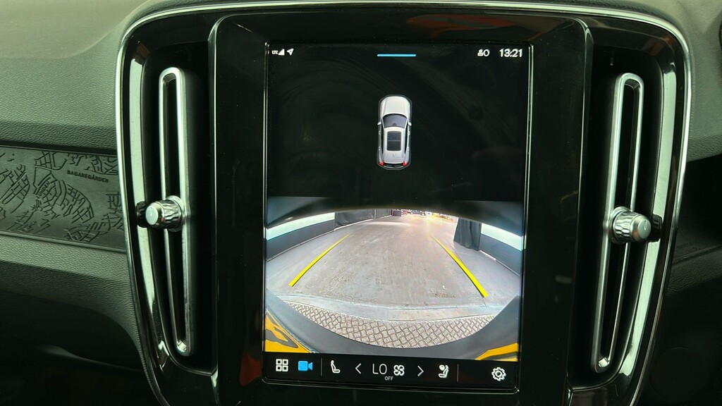 Volvo XC40 1.5 T4 Recharge Phev Plus Dark #24