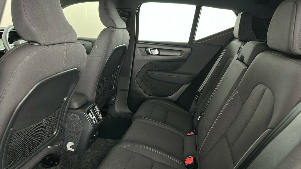 Volvo XC40 1.5 T4 Recharge Phev Plus Dark #18