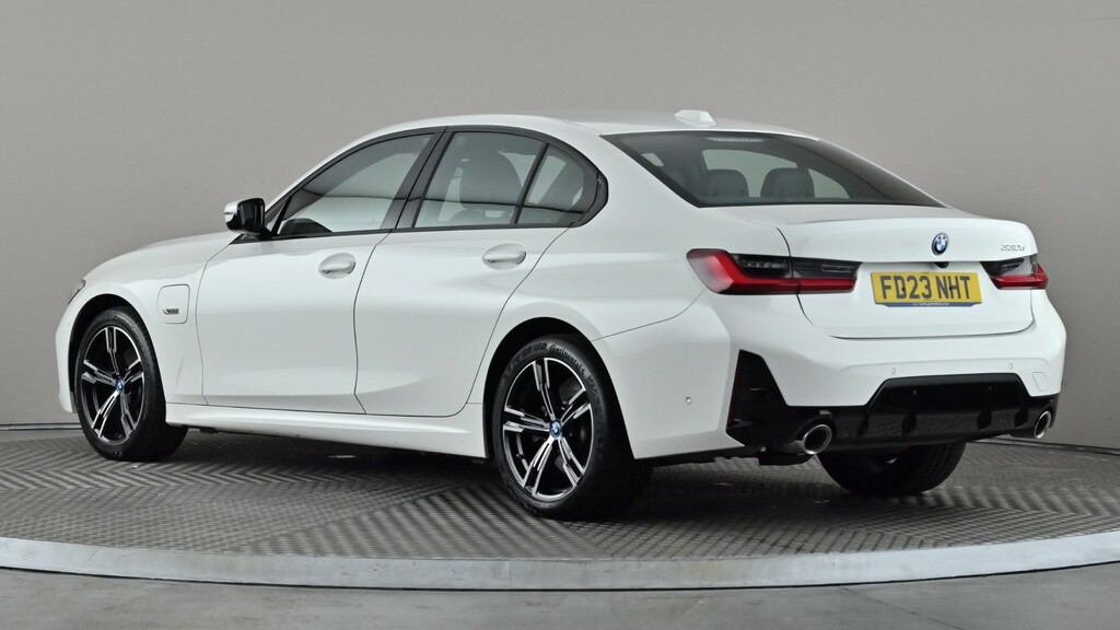 BMW 3 Series 330E M Sport Step FD23NHT White #4