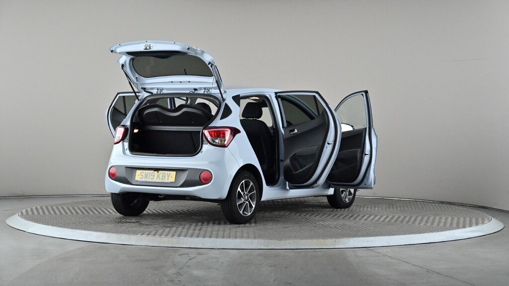 Hyundai I10 1.0 Play White #12