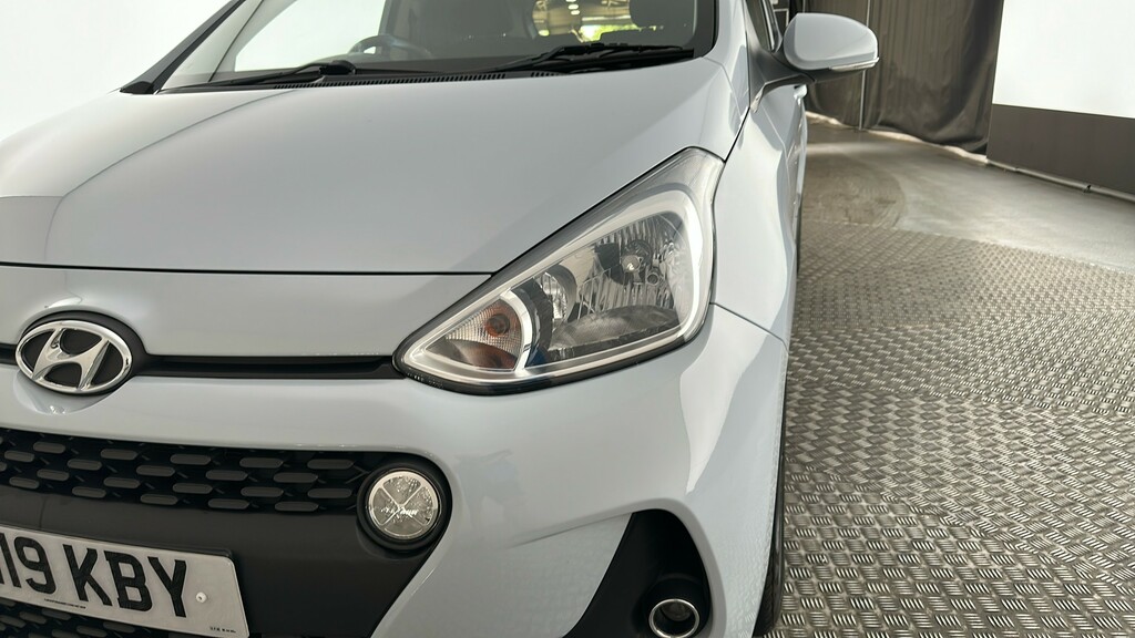 Hyundai I10 1.0 Play White #20