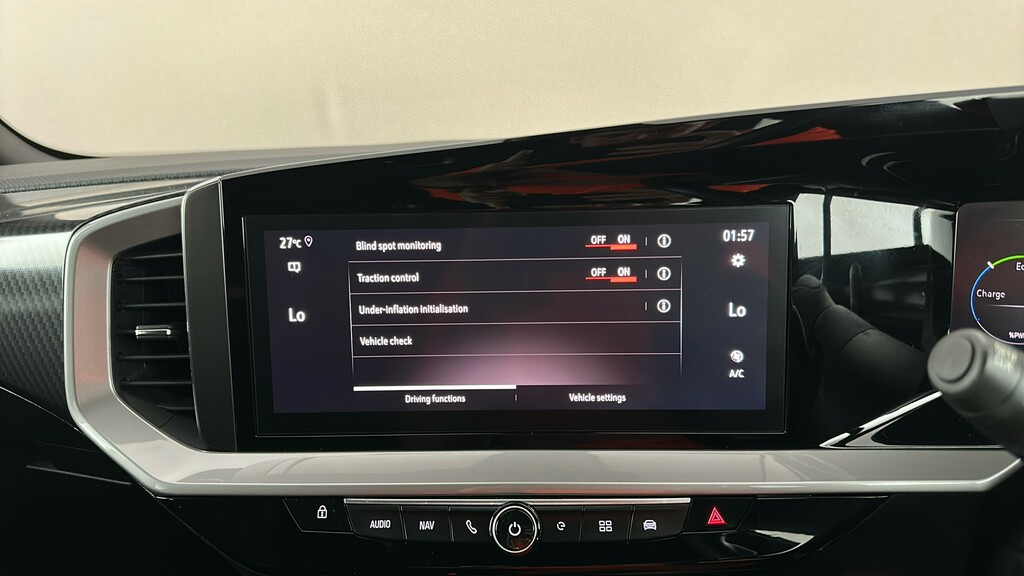 Vauxhall Mokka-e 50Kwh Ultimate Suv 136 Ps Green #16
