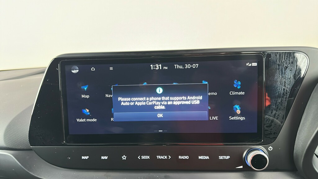 Hyundai Bayon 1.0 T-gdi Premium Dct Mhev 99 Bhp Blue #24