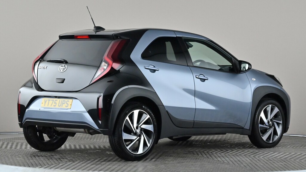 Toyota Aygo X 1.0 Vvt-i Edge Grey #6