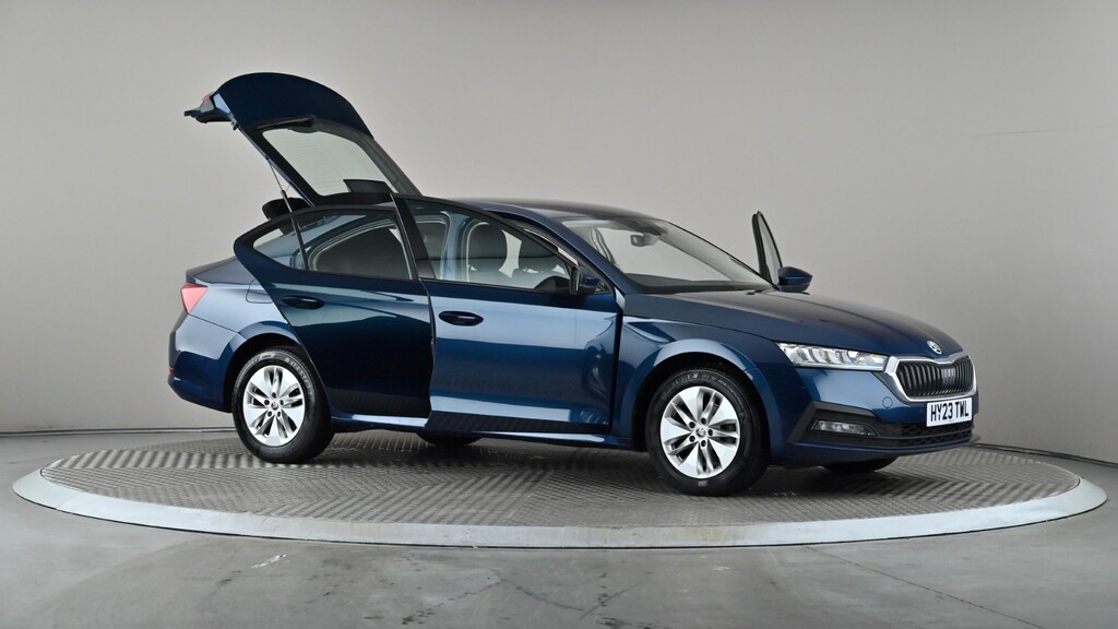 Skoda Octavia Skoda Hatchback 1.5 Tsi Se L Blue #7