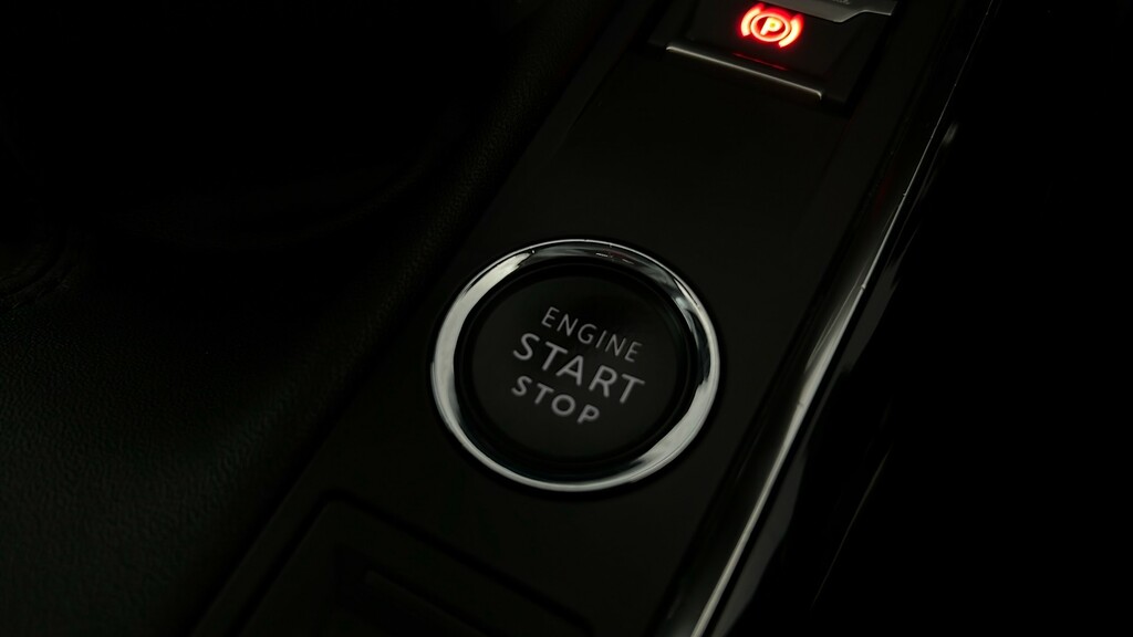 Peugeot 5008 Gt Black #26
