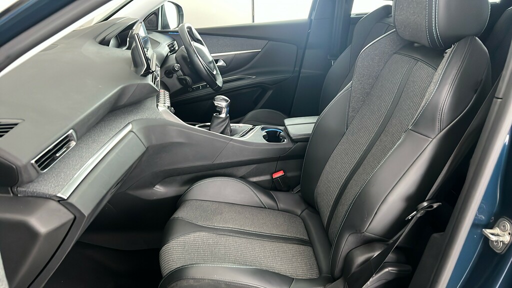 Peugeot 5008 Gt Black #17