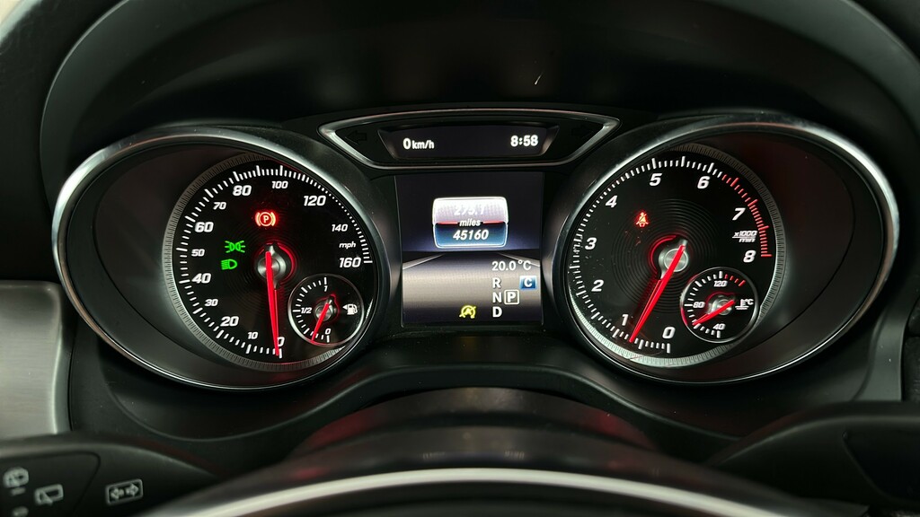 Mercedes-Benz GLA Class 1.3 Gla 200 Sport 161 Bhp Black #15