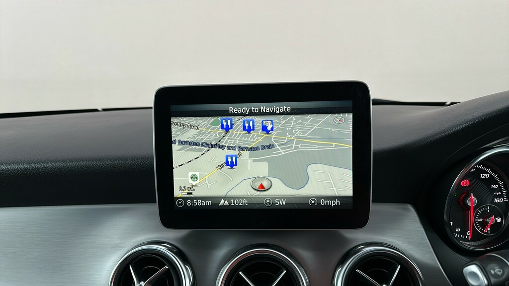Mercedes-Benz GLA Class 1.3 Gla 200 Sport 161 Bhp Black #34