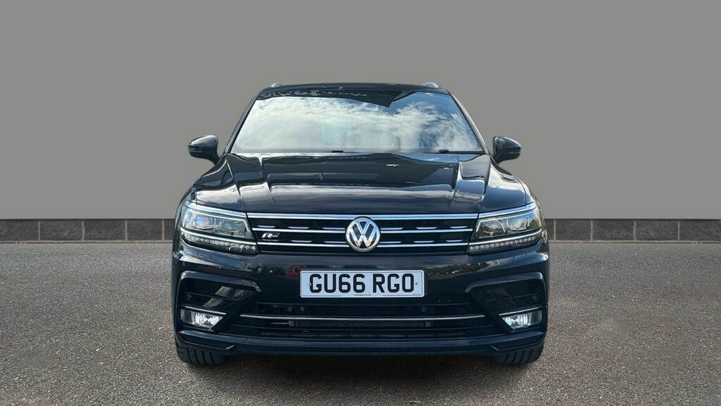 Volkswagen Tiguan 2.0 Tdi 150 4Motion R-line Dsg GU66RGO Black #2