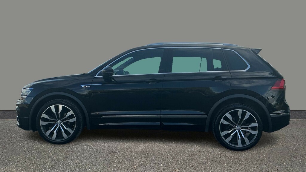 Volkswagen Tiguan 2.0 Tdi 150 4Motion R-line Dsg GU66RGO Black #3