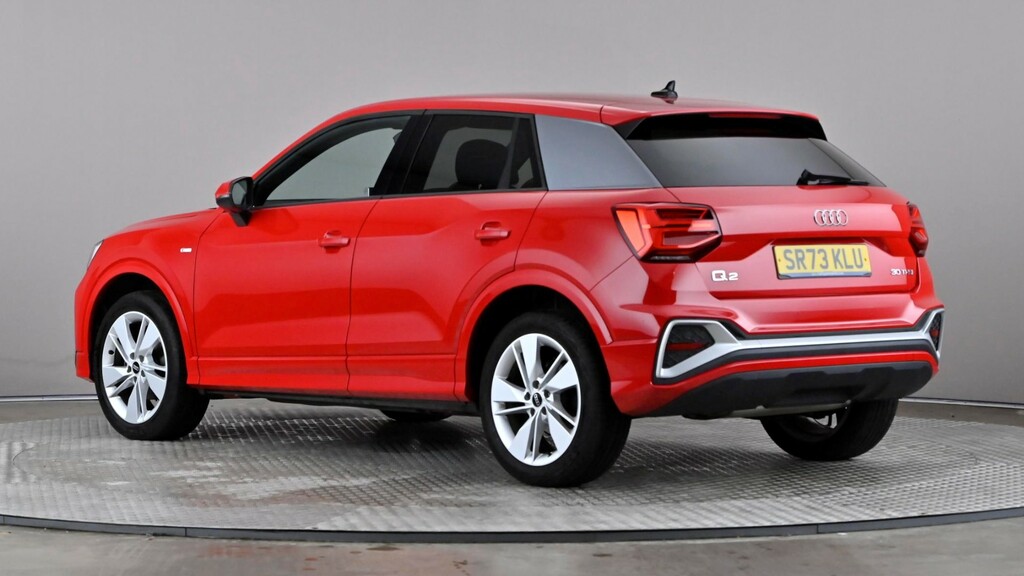 Audi Q2 30 Tfsi S Line Red #4