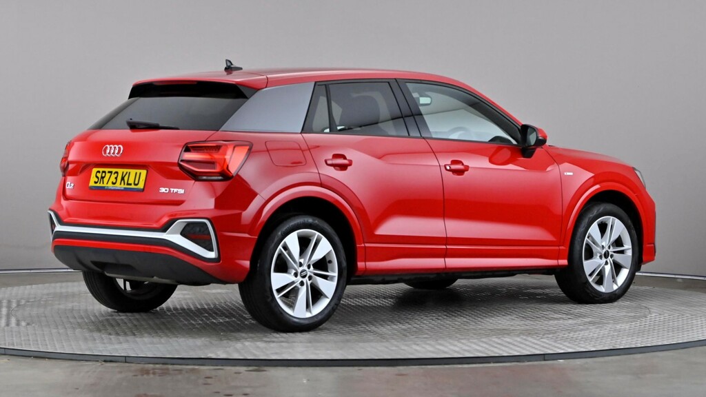 Audi Q2 30 Tfsi S Line Red #6