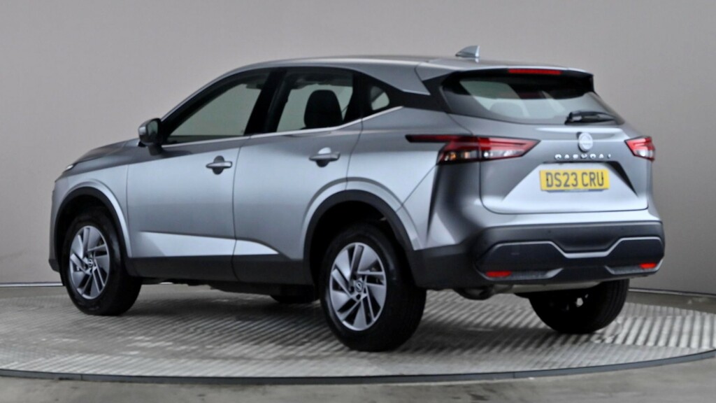 Nissan Qashqai 1.3 Dig-t Mh 158 Acenta Premium Xtronic Grey #4
