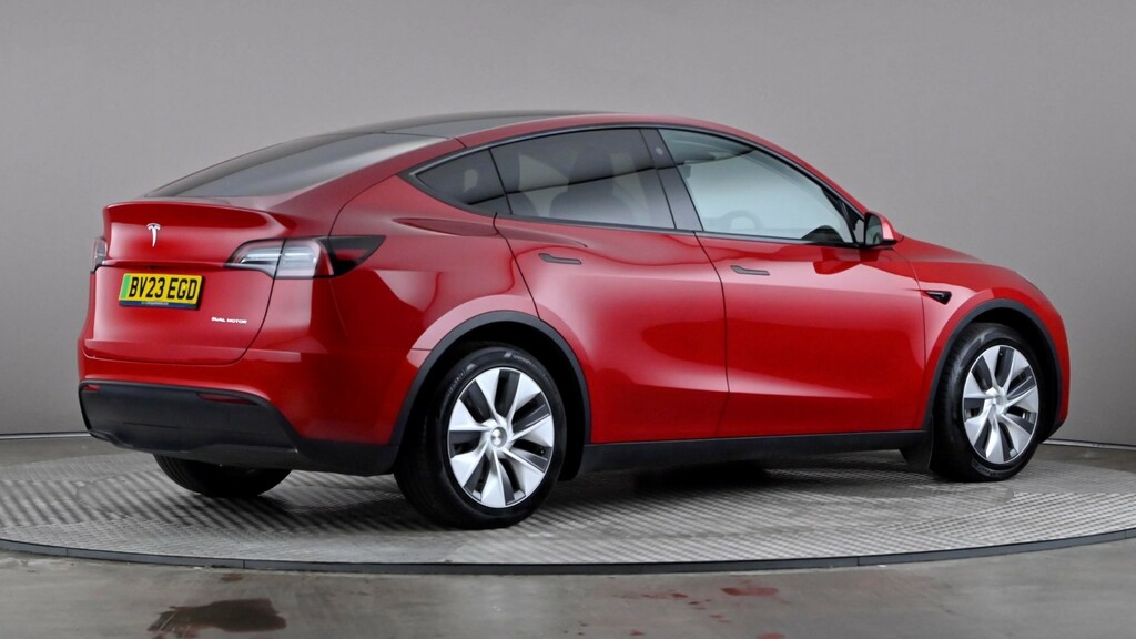 Tesla Model Y Long Range Awd BV23EGD Red #6