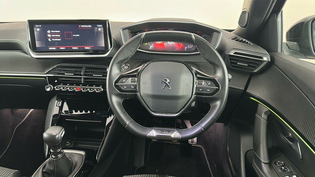 Peugeot 2008 1.2 Puretech 130 Gt Line Red #14