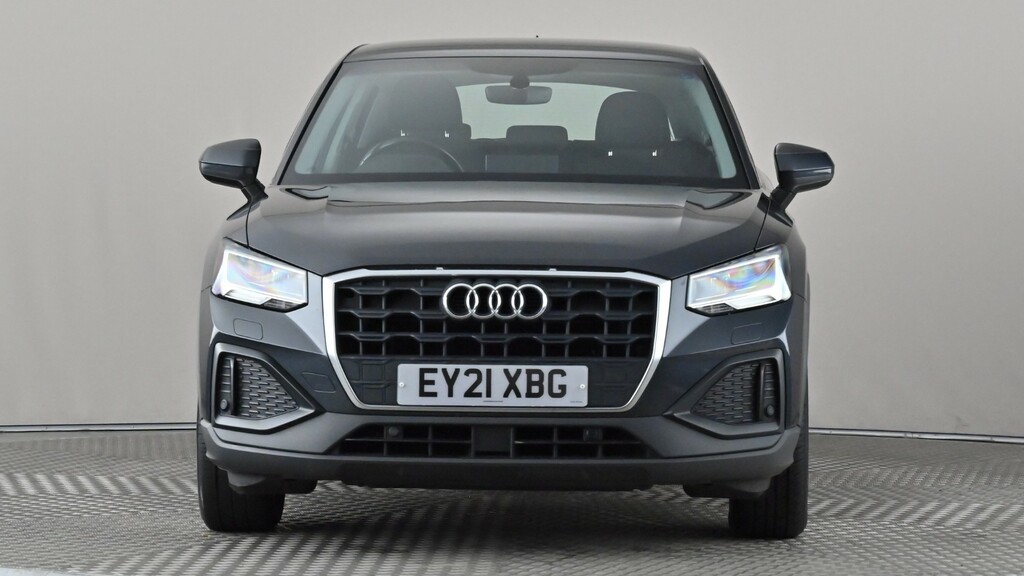 Audi Q2 30 Tfsi Technik Grey #2