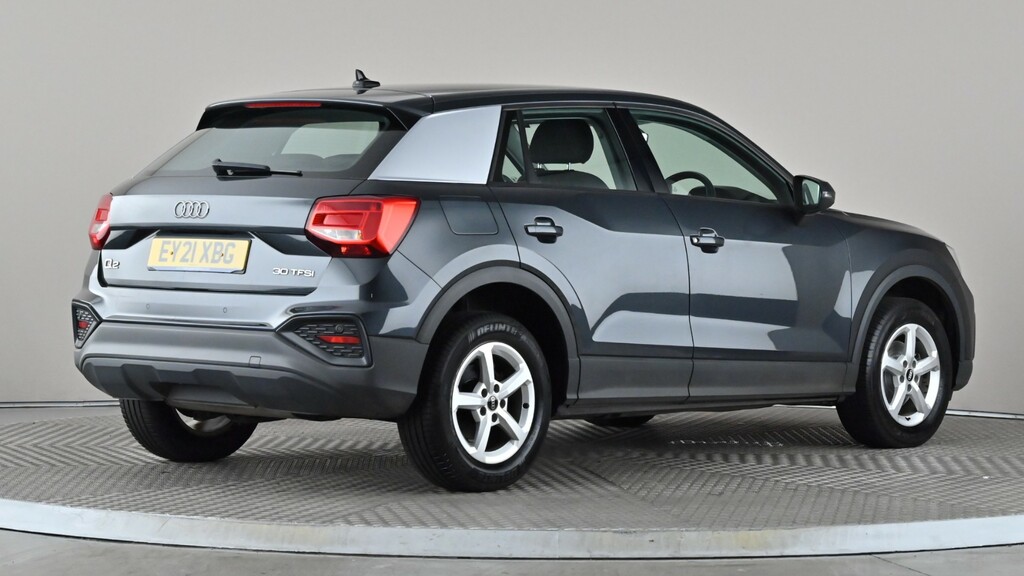 Audi Q2 30 Tfsi Technik Grey #6