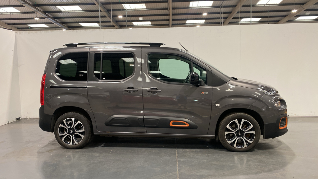 Citroen e-Berlingo 100Kw Flair Xtr M 50Kwh Grey #2
