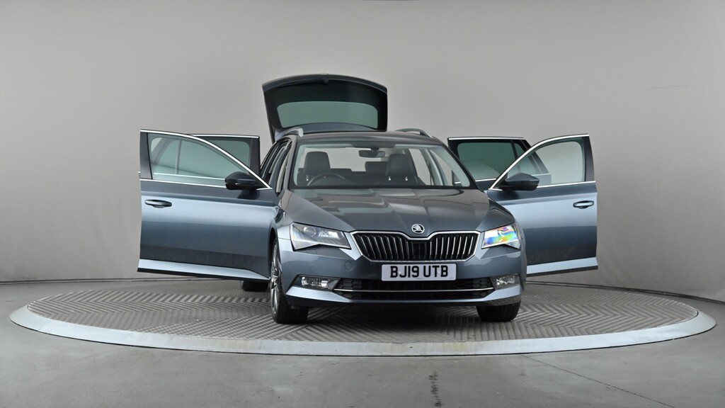 Skoda Superb 2.0 Tdi Cr 190 Laurin Klement Dsg Silver #8