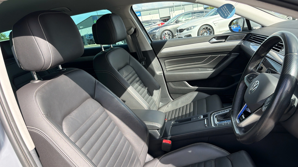 Volkswagen Passat 2.0 Tdi Evo Sel Saloon Dsg Grey #29