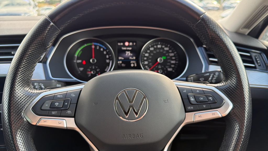 Volkswagen Passat 2.0 Tdi Evo Sel Saloon Dsg Grey #18