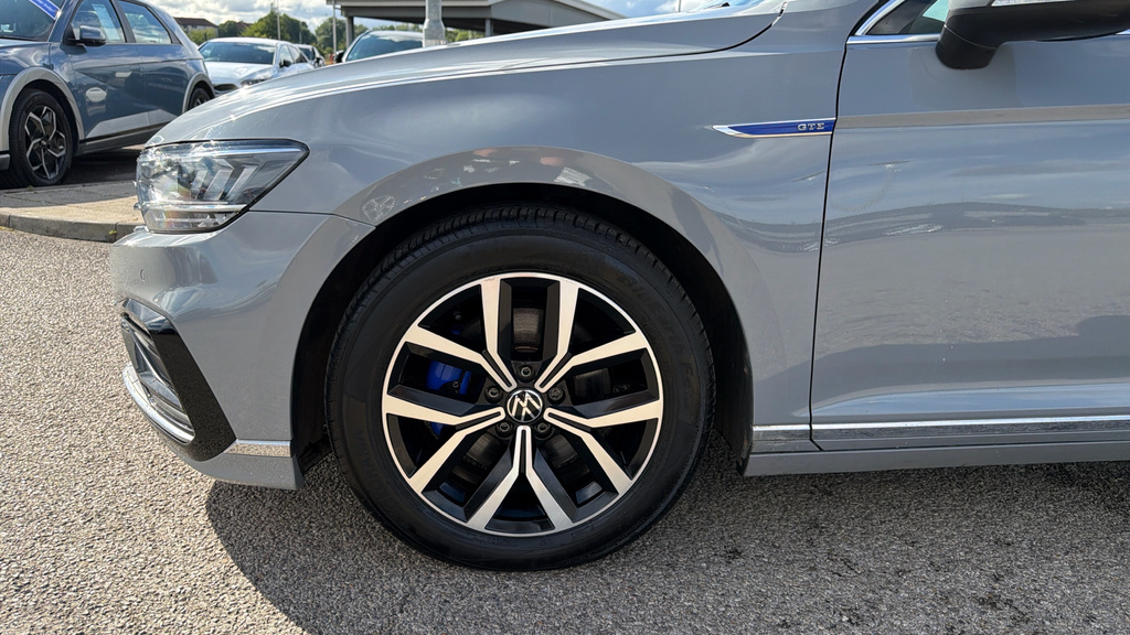Volkswagen Passat 2.0 Tdi Evo Sel Saloon Dsg Grey #10