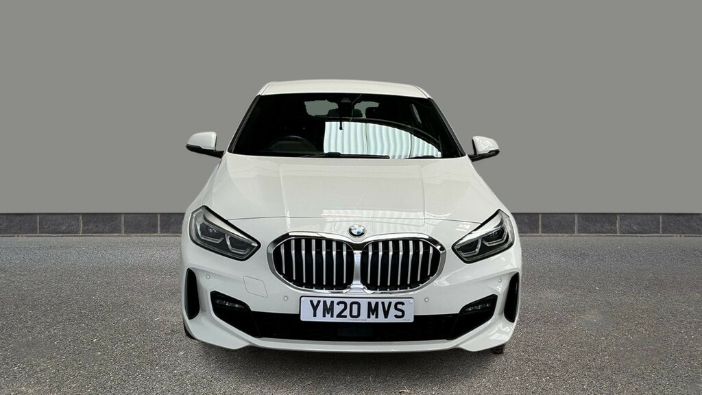 BMW 1 Series 118I M Sport White #2