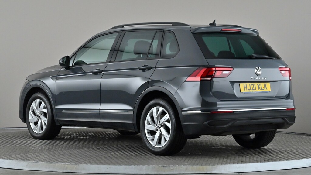 Volkswagen Tiguan 1.5 Tsi 150 Life HJ21XLK Grey #4