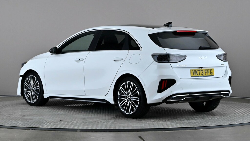 Kia Ceed 1.5T Gdi Isg Gt-line S White #4